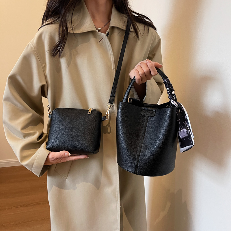Red PU Bucket Shoulder and Cro - огляд і ціна Luxury Bags Sale