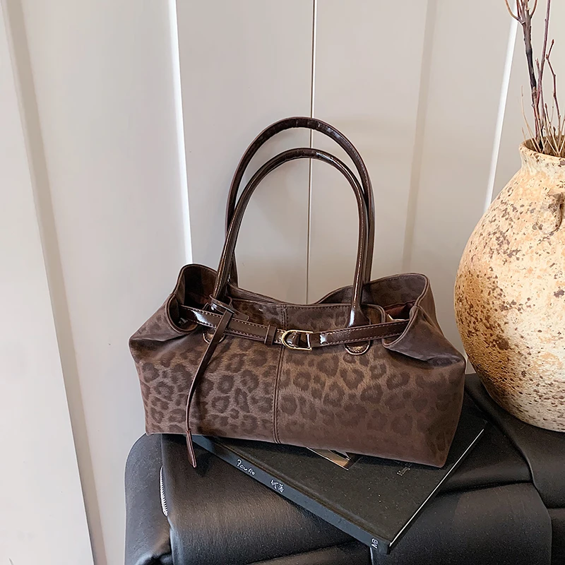 Leopard Print Sewing Thread Ha - огляд і ціна Luxury Bags Sale