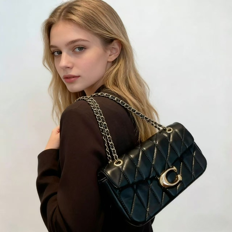 Luxury Women's Crossbody Bag P - огляд і ціна Luxury Bags Sale