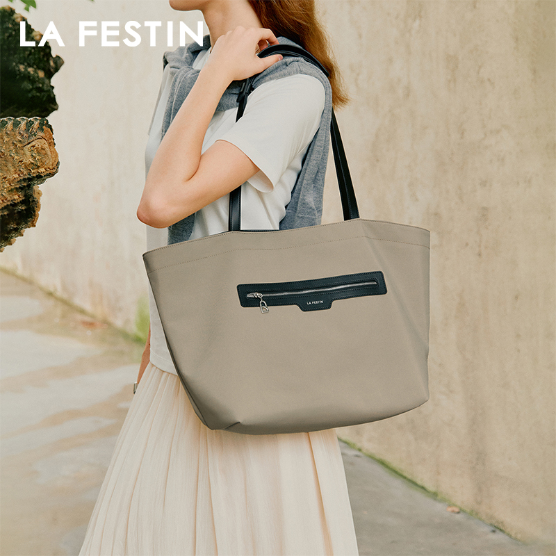 LA FESTIN Shoulder Bag Large T - огляд і ціна Luxury Bags La