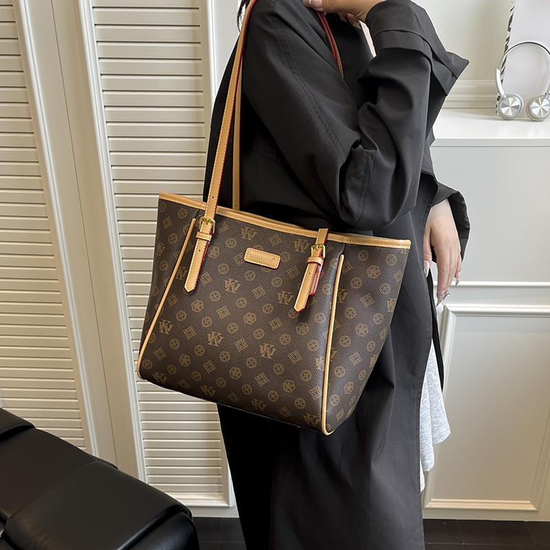 High Quality Women's Bag Large - огляд і ціна Luxury High Quality Bags