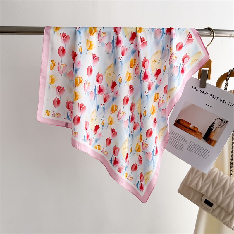 Luxury Printed Square Scarves  - огляд і ціна Luxury Bags For Summer