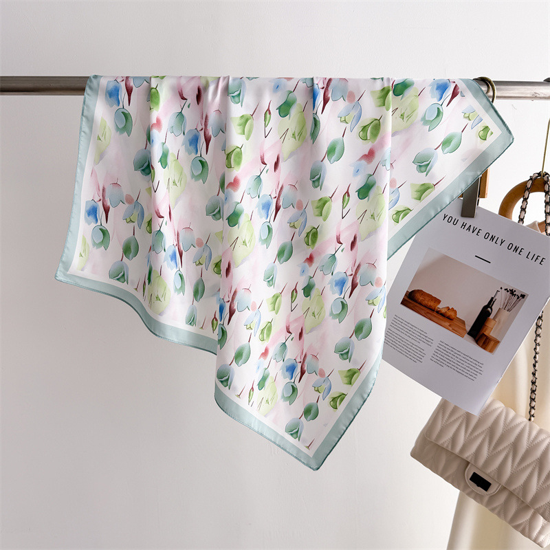 Luxury Printed Square Scarves  - огляд і ціна Luxury Bags For Summer